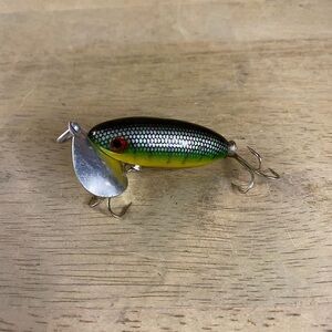 Vintage Jitterbug Style Lure 2.5” Topwater with 2‎ Treble Hooks